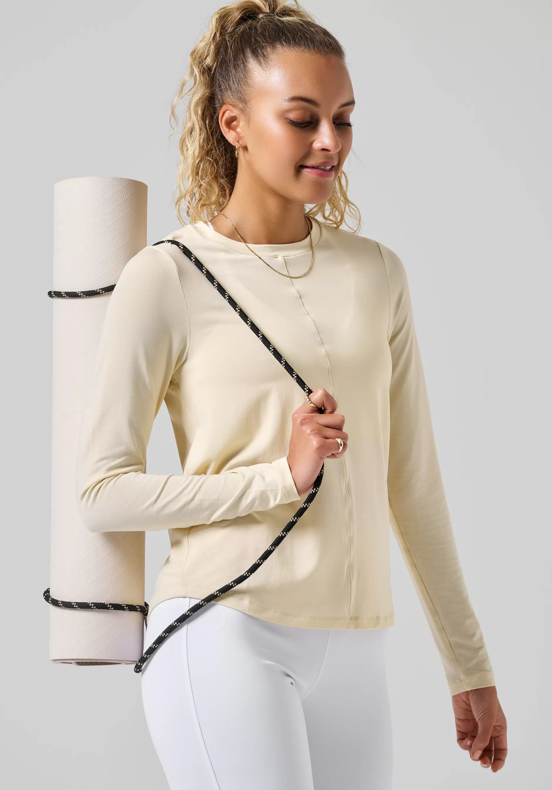 Discount Casall Delight Crew Neck Long Sleeve - Milky Vanilla