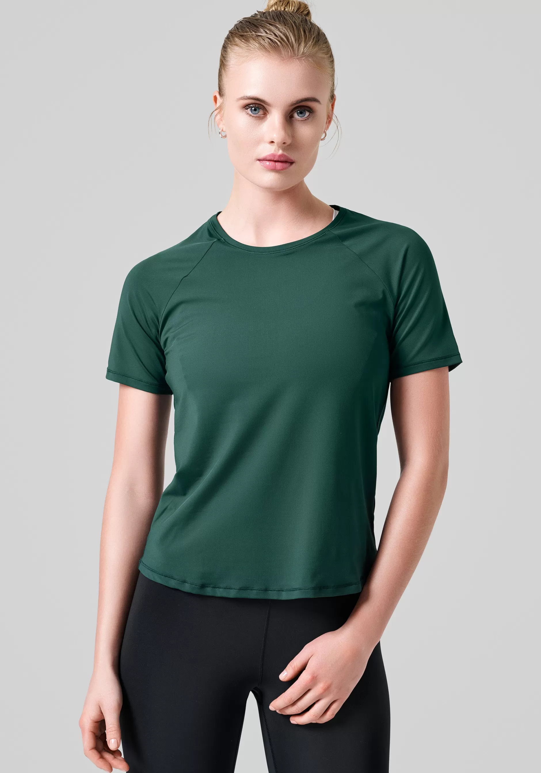 Hot Casall Essential Tee - Dark Pine