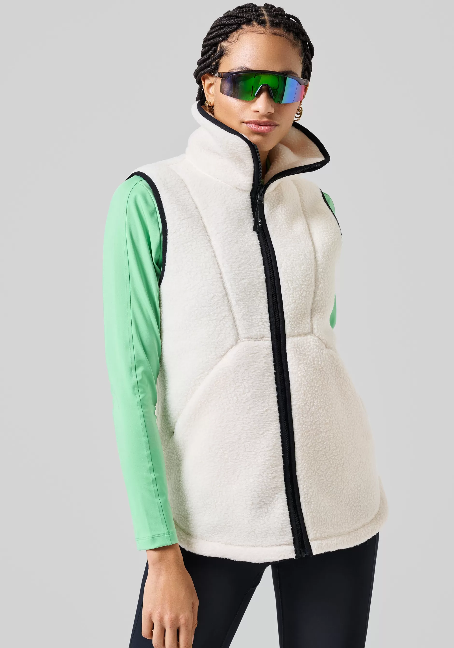 Fashion Casall High Collar Pile Vest - Off white