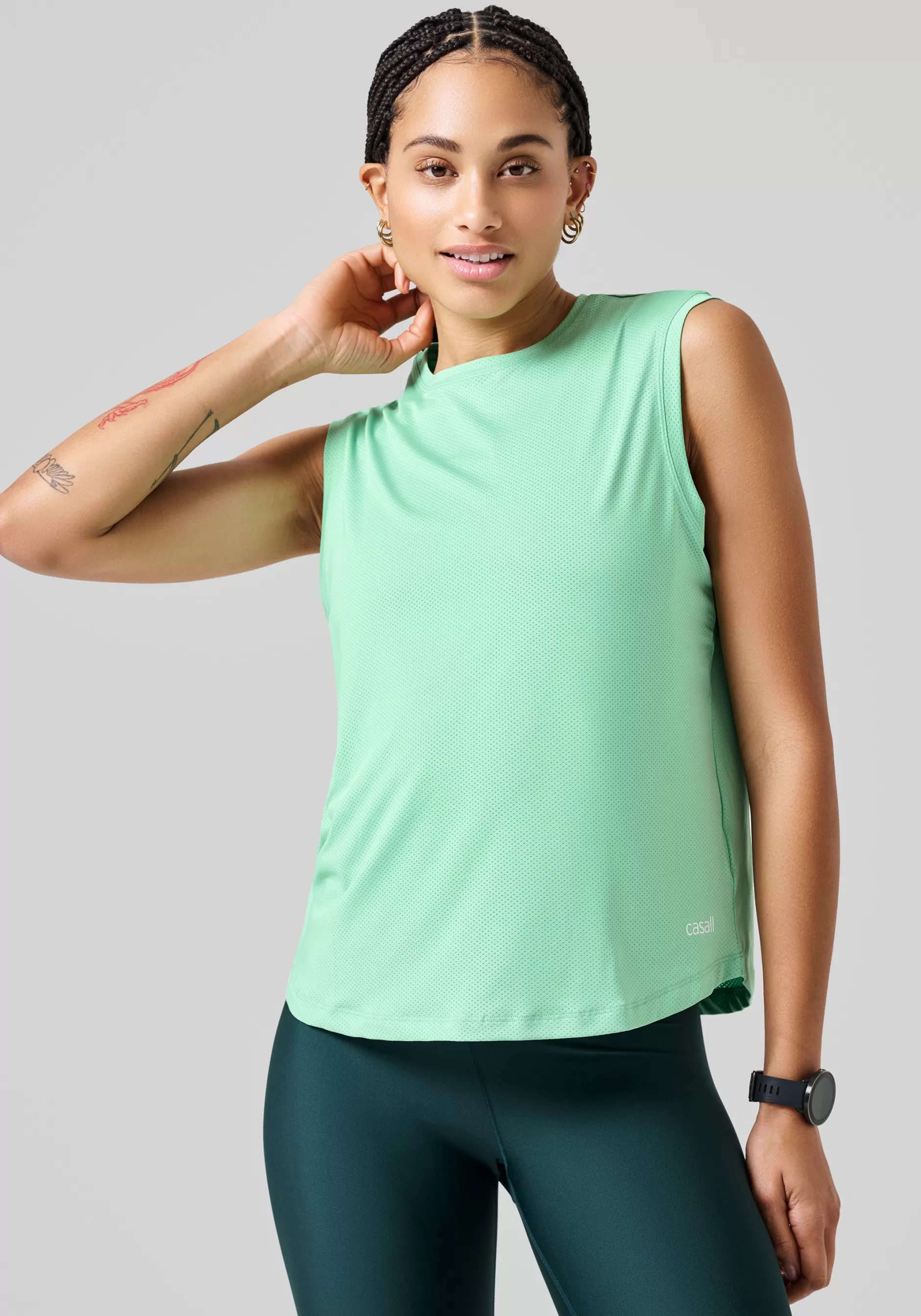 Best Casall Laser Mesh Muscle Tank - Apple Crush