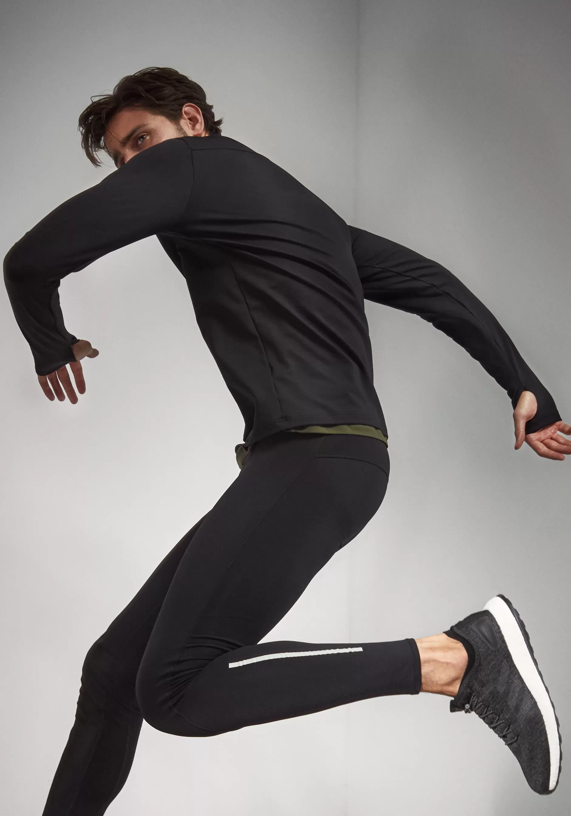 Online Casall M Midlayer Half Zip - Black